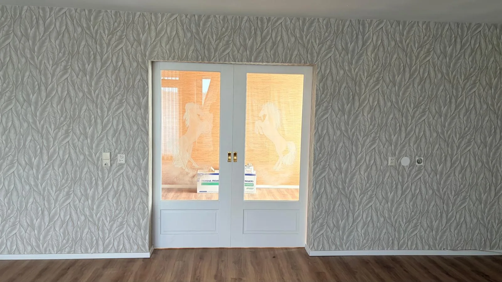 Wand met schuifdeuren in Den Bosch